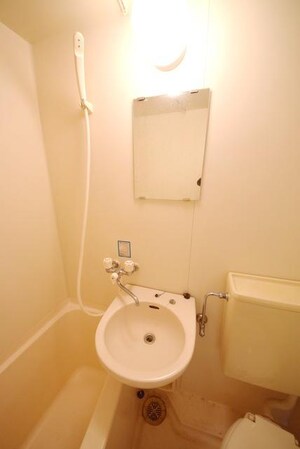 イーストアベニューの物件内観写真